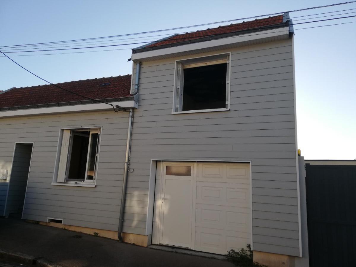 P'Tite Maison Atypique Avec Terrasse Villa Nantes Exteriör bild